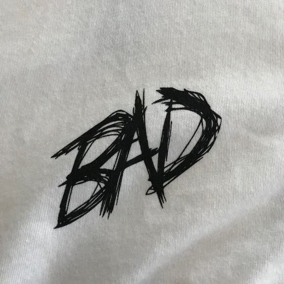 Bad Vibes Forever Kill Hand T - Picture 3 of 5